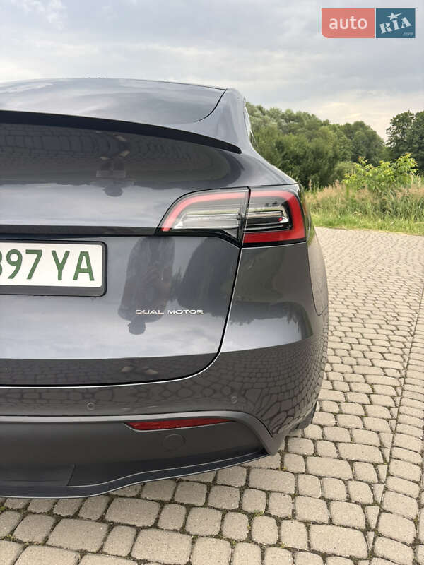 Внедорожник / Кроссовер Tesla Model Y 2021 в Львове