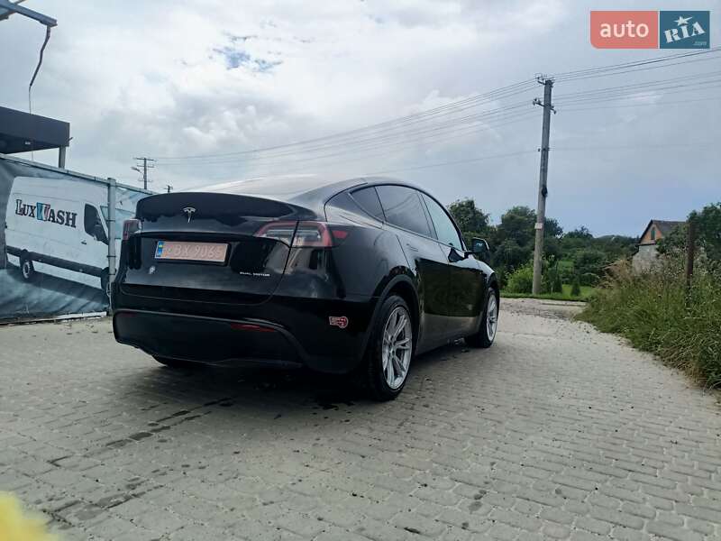 Позашляховик / Кросовер Tesla Model Y 2023 в Львові фото 9 Позашляховик / Кросовер Tesla Model Y 2023 в Львові