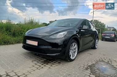 Позашляховик / Кросовер Tesla Model Y 2023 в 