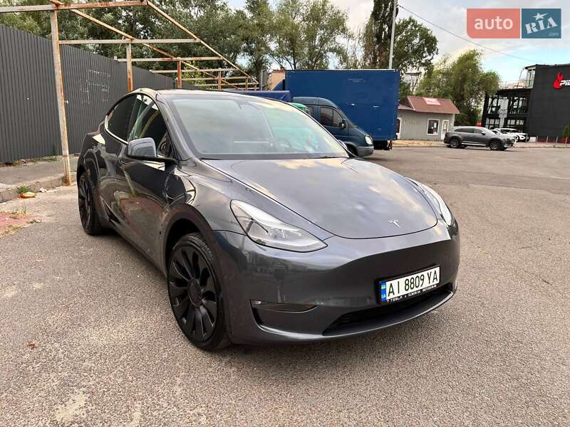 Tesla Model Y 2022