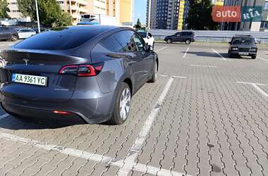 Внедорожник / Кроссовер Tesla Model Y 2023 в 