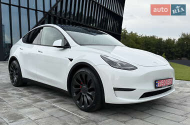 Внедорожник / Кроссовер Tesla Model Y 2023 в 