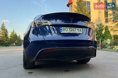 Внедорожник / Кроссовер Tesla Model Y 2024 в 