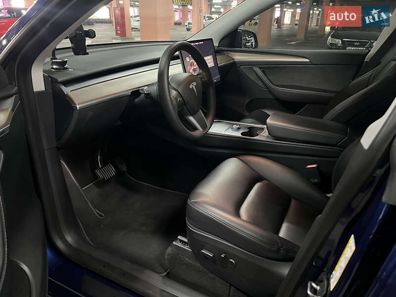 Позашляховик / Кросовер Tesla Model Y 2023 в Києві