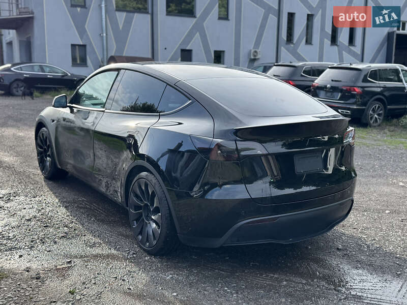 Внедорожник / Кроссовер Tesla Model Y 2022 в Ровно
