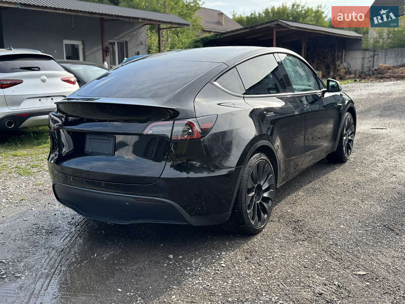Внедорожник / Кроссовер Tesla Model Y 2022 в Ровно