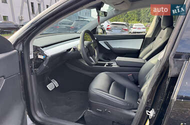 Внедорожник / Кроссовер Tesla Model Y 2022 в 