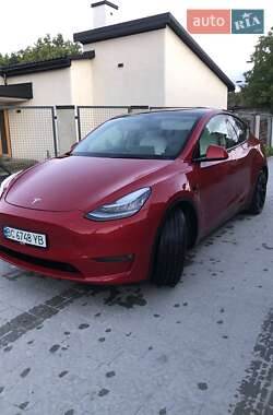 Позашляховик / Кросовер Tesla Model Y 2021 в 