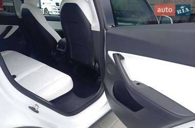 Внедорожник / Кроссовер Tesla Model Y 2020 в 