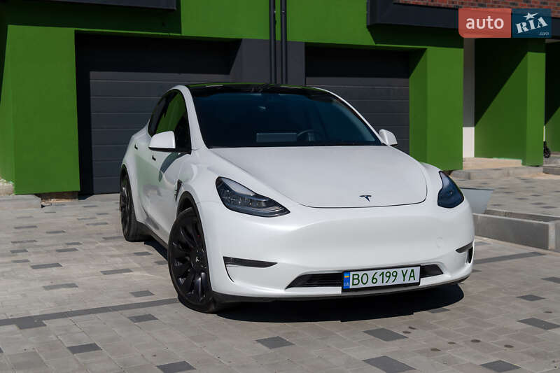 Позашляховик / Кросовер Tesla Model Y 2020 в 