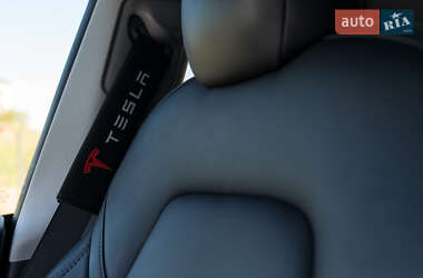 Позашляховик / Кросовер Tesla Model Y 2020 в 