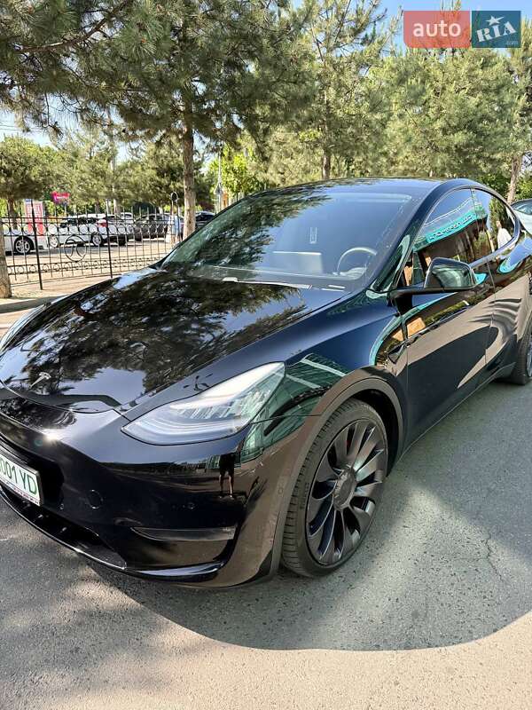 Внедорожник / Кроссовер Tesla Model Y 2020 в Одессе