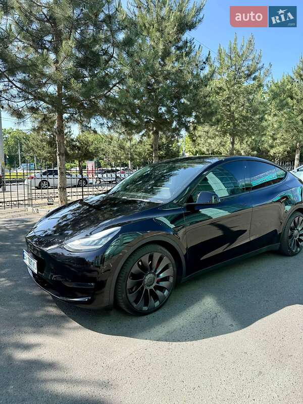 Внедорожник / Кроссовер Tesla Model Y 2020 в Одессе