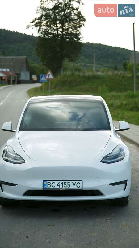 Внедорожник / Кроссовер Tesla Model Y 2020 в 