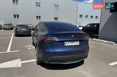 Внедорожник / Кроссовер Tesla Model Y 2024 в 