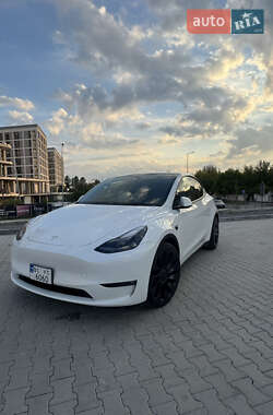 Внедорожник / Кроссовер Tesla Model Y 2022 в 