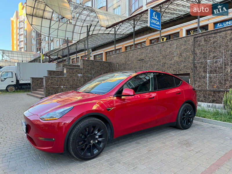 Tesla Model Y 2022