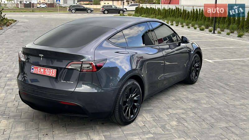 Внедорожник / Кроссовер Tesla Model Y 2021 в Луцке