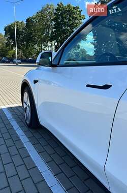 Внедорожник / Кроссовер Tesla Model Y 2022 в 