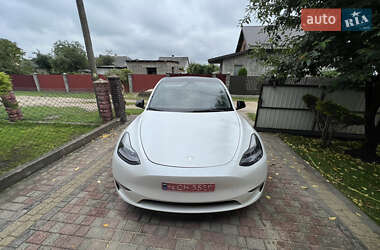 Внедорожник / Кроссовер Tesla Model Y 2021 в 