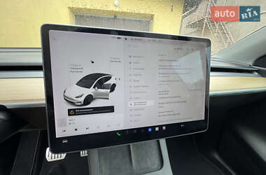 Внедорожник / Кроссовер Tesla Model Y 2021 в 