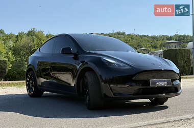 Внедорожник / Кроссовер Tesla Model Y 2023 в 