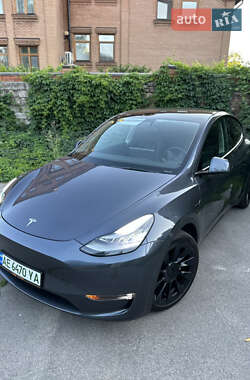 Внедорожник / Кроссовер Tesla Model Y 2021 в 