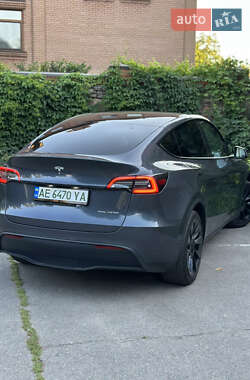 Внедорожник / Кроссовер Tesla Model Y 2021 в 