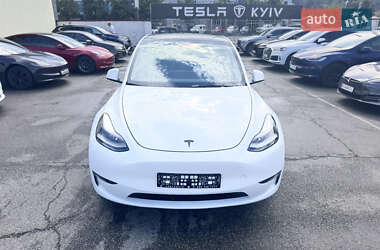 Внедорожник / Кроссовер Tesla Model Y 2023 в Киеве