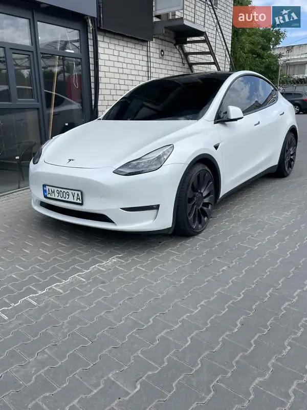 Tesla Model Y