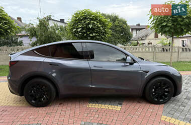 Внедорожник / Кроссовер Tesla Model Y 2022 в 