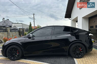 Внедорожник / Кроссовер Tesla Model Y 2022 в 