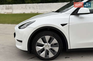 Внедорожник / Кроссовер Tesla Model Y 2023 в 