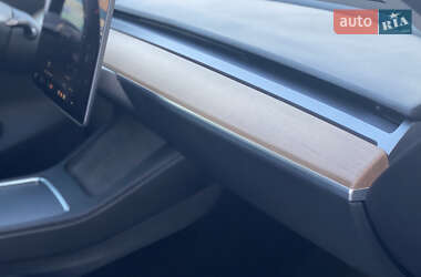 Внедорожник / Кроссовер Tesla Model Y 2022 в 