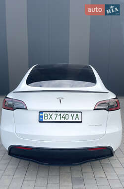 Внедорожник / Кроссовер Tesla Model Y 2022 в 