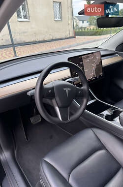 Внедорожник / Кроссовер Tesla Model Y 2021 в 