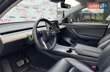 Внедорожник / Кроссовер Tesla Model Y 2021 в 