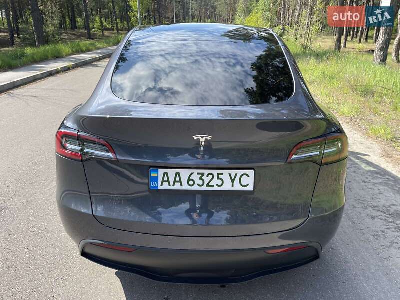 Внедорожник / Кроссовер Tesla Model Y 2023 в Киеве