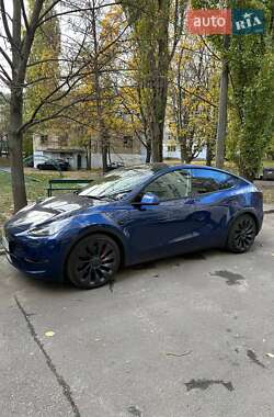 Внедорожник / Кроссовер Tesla Model Y 2023 в 