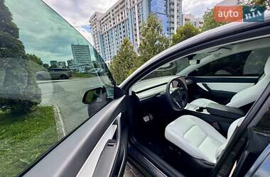 Внедорожник / Кроссовер Tesla Model Y 2022 в 