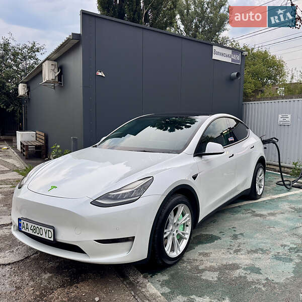 Tesla Model Y 2022