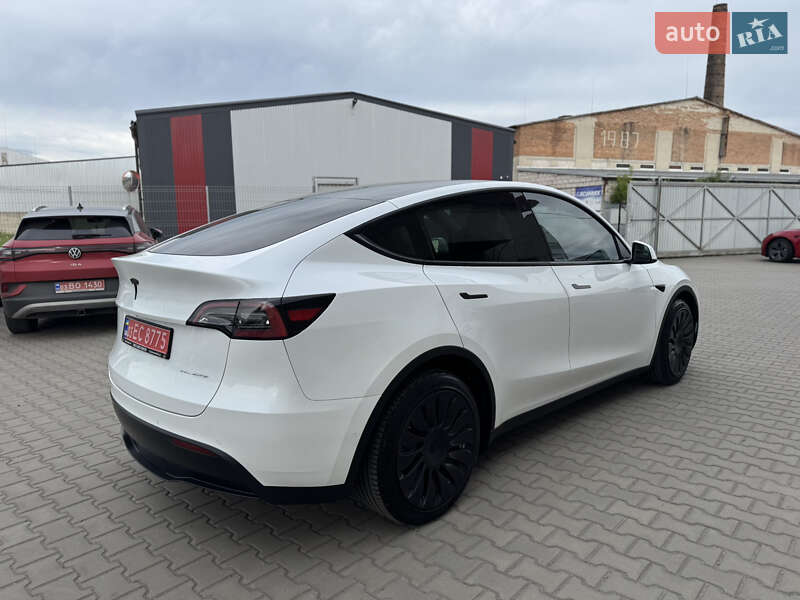 Внедорожник / Кроссовер Tesla Model Y 2021 в Луцке