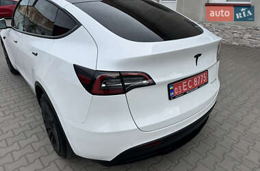 Внедорожник / Кроссовер Tesla Model Y 2021 в 