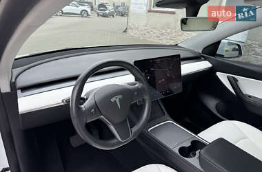 Внедорожник / Кроссовер Tesla Model Y 2021 в 