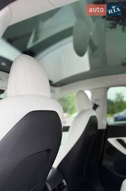Внедорожник / Кроссовер Tesla Model Y 2022 в 