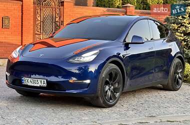 Позашляховик / Кросовер Tesla Model Y 2021 в Харкові