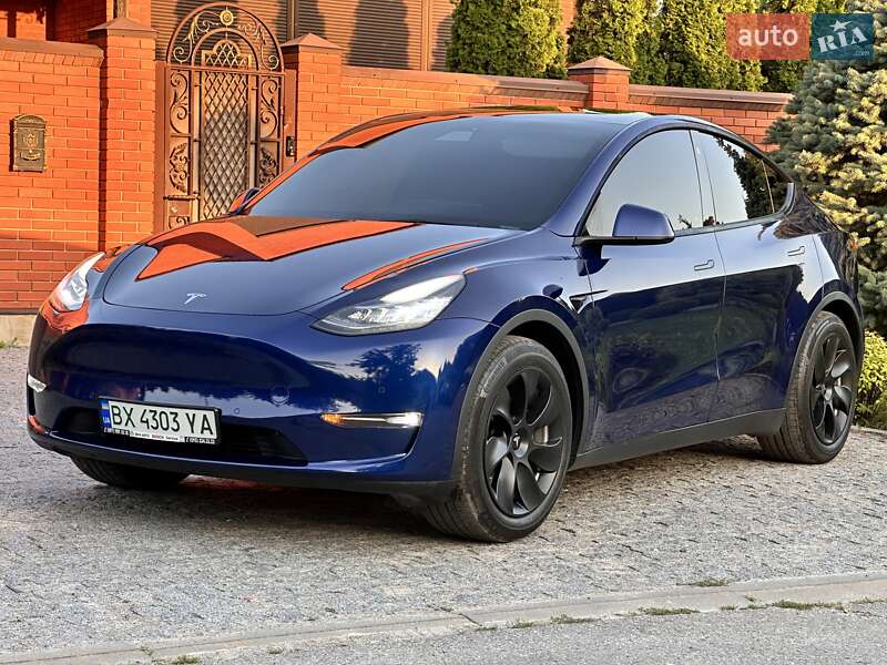 Tesla Model Y 2021