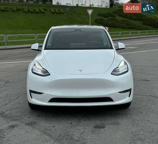 Внедорожник / Кроссовер Tesla Model Y 2020 в 