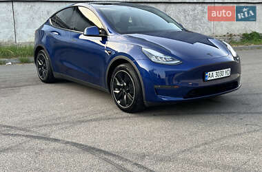 Внедорожник / Кроссовер Tesla Model Y 2020 в Киеве