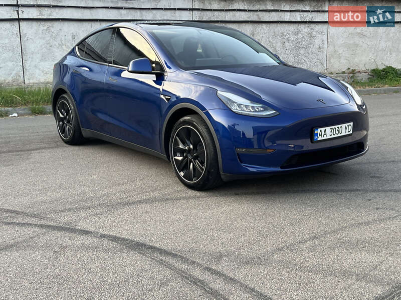 Tesla Model Y 2020